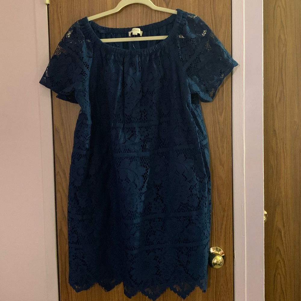 🌺LOFT Blue laced dress size Large🌺